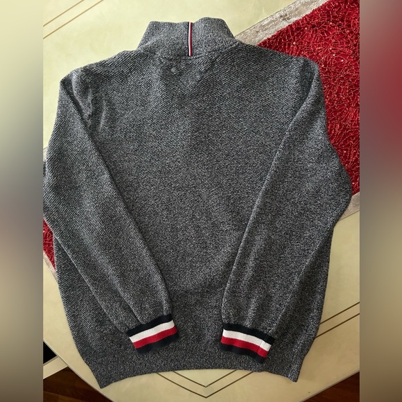 Tommy Hilfiger Men’s Sweater - Picture 16 of 16